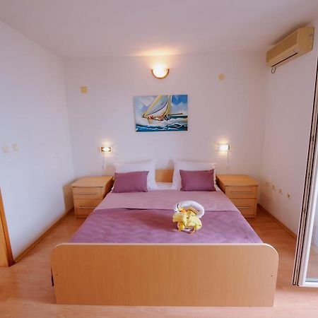 Pension Maric Rooms Brist Luaran gambar