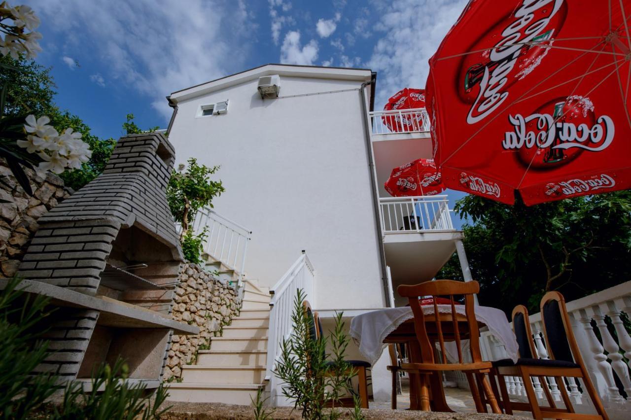 Pension Maric Rooms Brist Luaran gambar