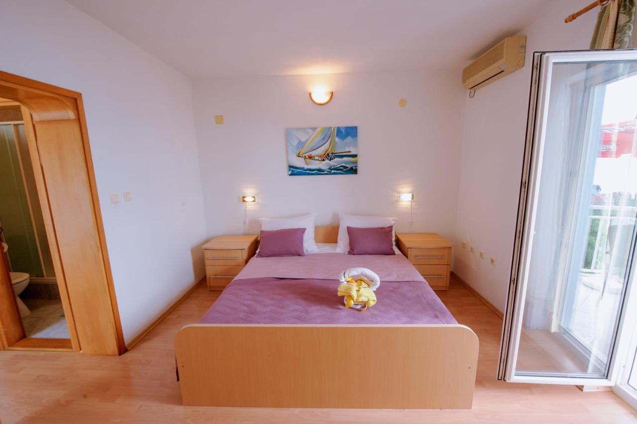 Pension Maric Rooms Brist Luaran gambar
